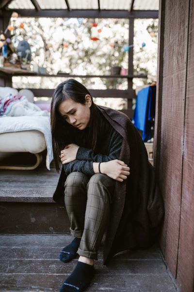 Descubriendo la fuerza en la soledad: Cómo encontrar el camino hacia el autoconocimiento y la&nbsp;felicidad