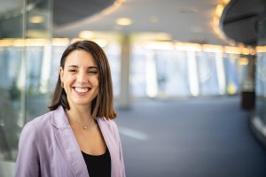 Irene Montero: paz, casa, trabajo y el marco de la desigualdad |&nbsp;GalascioDAS™